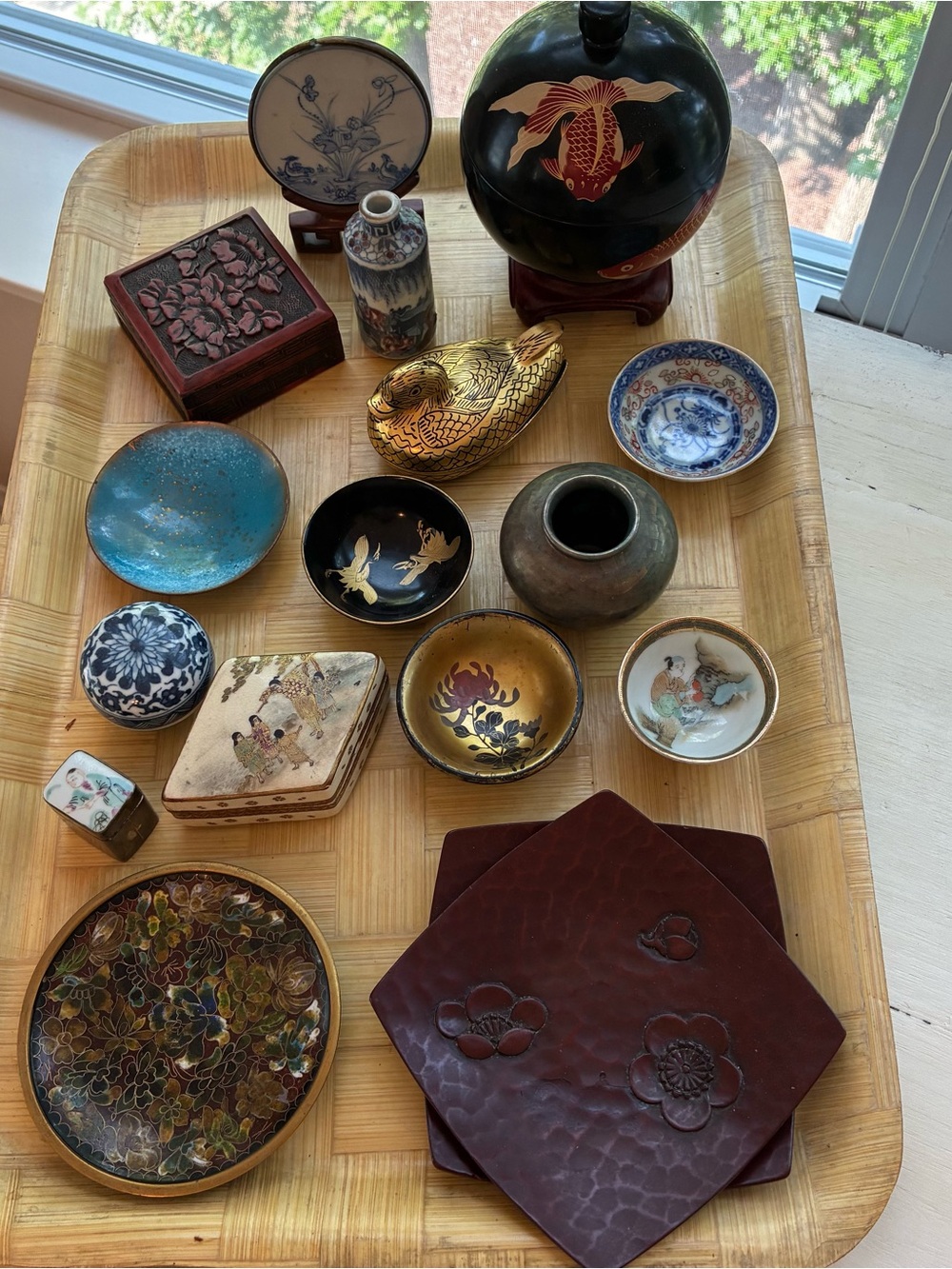 Lot of 17 Vintage Asian decor smalls